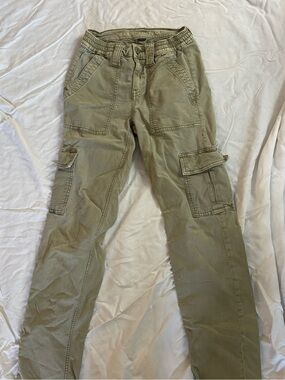 American Eagle Outfitters Olive Green Cargo pants